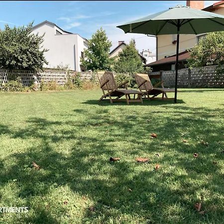 לובליאנה Huge Bbq Garden 2, Spacious Flat, Ac, Free Parking 2 מראה חיצוני תמונה