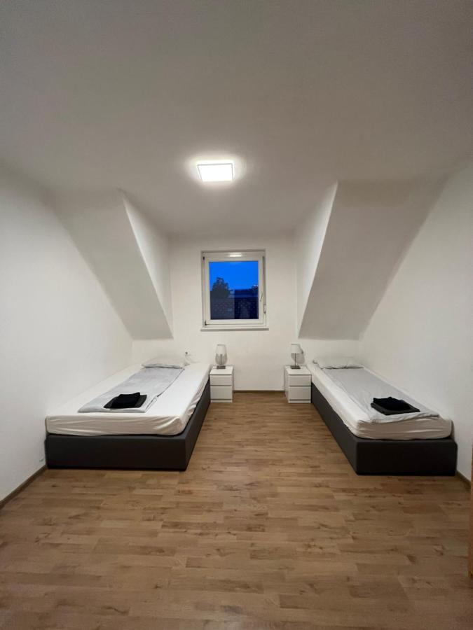 לובליאנה Huge Bbq Garden 2, Spacious Flat, Ac, Free Parking 2 מראה חיצוני תמונה